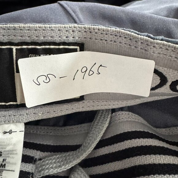 Adidas Hyped Football Pants Mens Medium Gray White No Pads NWT SS-1965 - Picture 2 of 14